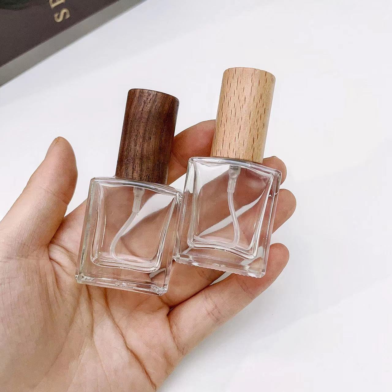 Perfume Fragrance Vending Machine - زجاجة بخاخ عطر من الزجاج السميك