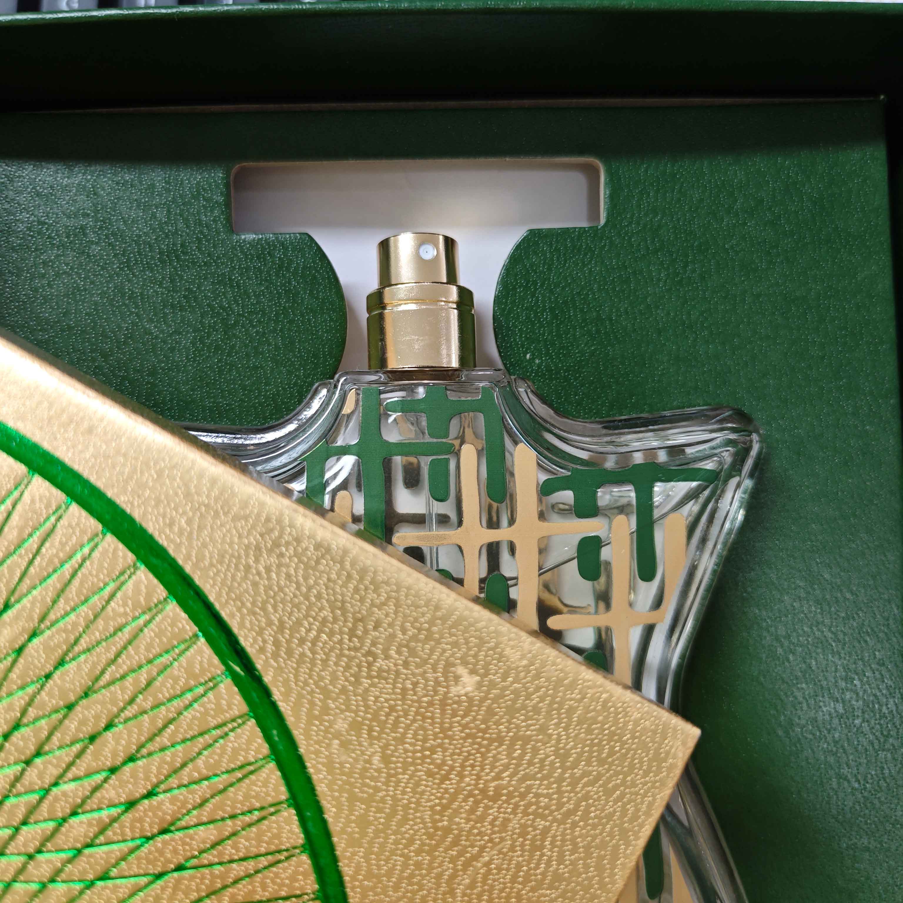 Perfume Fragrance Levels - عطر رودر المحدود، عطر شرقي دافئ