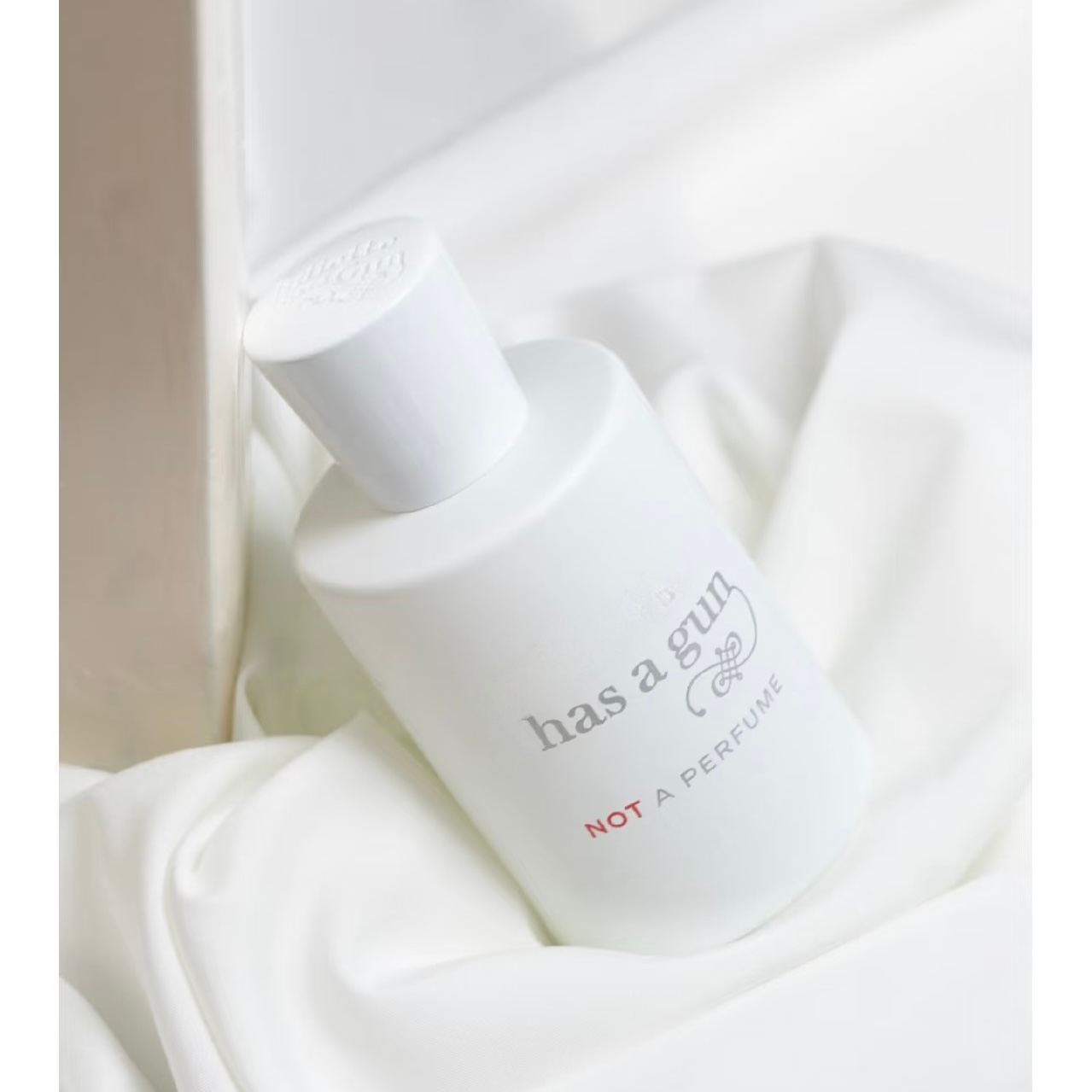 عطر فاخر غير عطر تقليدي |   عط - مراجعة Perfume Fragrance Base وسعره